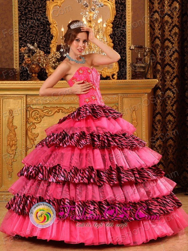 Havana Cuba Hot Pink sweet sixteen Dress With Sweetheart and Beading Decorate Organza and Zebra Layers Style QDZY013FOR
