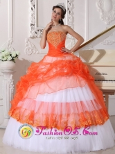 Exquisite Appliques Decorate Bodice Beautiful Orange and White Quinceanera Ball Gown Dress For 2013 Ciudadela   Argentina Strapless Taffeta and Organza Style QDZY564FOR 