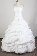 Luxurious Ball Gown Strapless Floor-length White Vintage Quinceanera Dress LZ426009