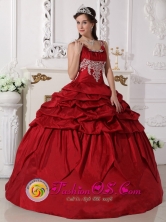 Winter Quinceanera Dress Clearance Wine Red  Scoop Taffeta Beaded Decorate In San Fernando del Valle de Catamarca Argentina Style QDZY717FOR 
