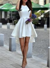  Scoop Pleated White Sleeveless Satin Zipper Prom Dress for Party