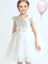 Sweet White Scoop Zipper Appliques and Bowknot and Hand Made Flower Flower Girl Dresses Cap Sleeves