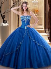  Sleeveless Tulle Floor Length Lace Up Ball Gown Prom Dress in Royal Blue with Embroidery