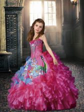 Simple Sleeveless Organza Floor Length Zipper Little Girl Pageant Dress in Wine Red with Beading and Ruffles and Pattern