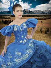  Off the Shoulder Blue Ball Gowns Appliques and Ruffles Sweet 16 Quinceanera Dress Lace Up Organza Short Sleeves Floor Length