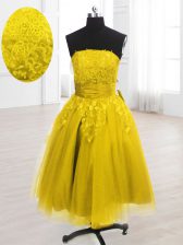 Glamorous Knee Length A-line Sleeveless Yellow Dress for Prom Lace Up