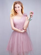  One Shoulder Sleeveless Mini Length Ruching and Bowknot and Hand Made Flower Lace Up Dama Dress for Quinceanera with Pink