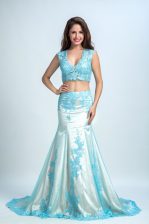  Blue And White Mermaid V-neck Sleeveless Chiffon With Brush Train Zipper Beading and Pattern Prom Dress