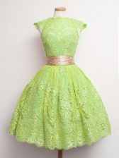Attractive Cap Sleeves Lace Knee Length Lace Up Dama Dress for Quinceanera in Yellow Green with Belt