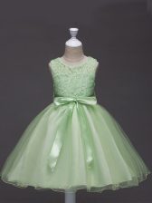  Yellow Green Tulle Zipper Scoop Sleeveless Knee Length Little Girls Pageant Gowns Lace and Belt