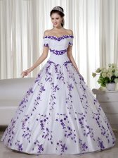  White Quinceanera Gowns Military Ball and Sweet 16 and Quinceanera with Embroidery Off The Shoulder Short Sleeves Lace Up