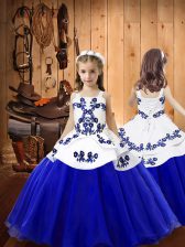  Blue Sleeveless Embroidery Floor Length Little Girl Pageant Gowns