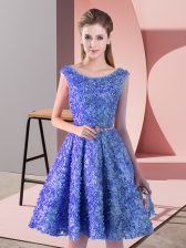 Decent Sleeveless Lace Knee Length Lace Up Homecoming Dress in Blue with Belt