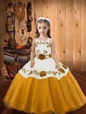  Floor Length Gold Little Girls Pageant Dress Wholesale Organza Sleeveless Embroidery