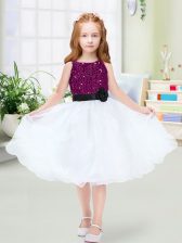  Organza Scoop Sleeveless Zipper Sequins and Hand Made Flower Flower Girl Dresses for Less in White