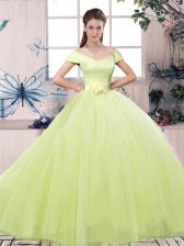 Romantic Short Sleeves Tulle Floor Length Lace Up Quinceanera Dress in Yellow Green with Lace and Hand Made Flower