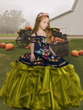 Modern Sleeveless Embroidery and Ruffles Lace Up Kids Pageant Dress