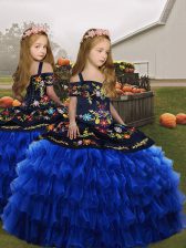  Sleeveless Organza Floor Length Lace Up Child Pageant Dress in Royal Blue with Embroidery