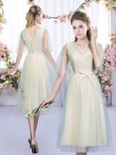 Empire Quinceanera Dama Dress Champagne V-neck Tulle Sleeveless Tea Length Lace Up