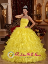San Luis Potosi Mexico Customer Made Yellow Ruches Bodice Ruffles Layered Amazing Quinceanera Dress Style QDZY730FOR