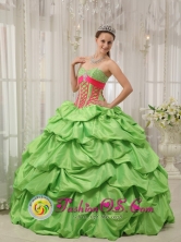  Party Special Spring Green Sweetheart Neckline Quinceanera Dress With Beadings and Pick-ups Decorate in   Cama Nicaragua  Style QDZY477FOR