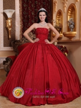 Quintero Chile Gorgeous Custom Made Red Beaded Decorate Bust Quinceanera Dress With Strapless Taffeta Style QDZY597FOR
