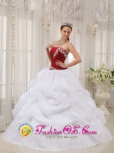 Tarma Peru Summer White and Wine Red Appliques 2013 Stylish Quinceanera Dress With Strapless Pick-ups Style QDZY545FOR