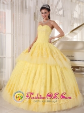 2013 Organza and Tulle Light Yellow Sweetheart Lace Decorate Luxurious floor length Quinceaners Dress In Siquirres Costa Rica Style PDZY495FOR 