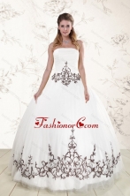 2015 Puffy Appliques Strapless White Quinceanera Dresses XFNAO225FOR