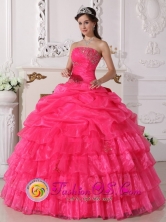 2013 Lima Peru Gorgeous Ruffles Layered Hot Pink Beaded Decrate Bust and Ruch Sweet wholesale Quinceanera Gowns With Floor length Style QDZY647FOR 