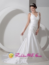 Customer Made Elegent Column V-neck Ruched Bodice Court Train Satin Ruch and Appliques Wedding Dress In Coamo Puerto Rico Wholesale  Style AFE080803FOR
