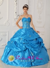 Wonderful Wholesale Sweetheart Quinceanera Dress Taffeta Blue Appliques  For Celebrity In La Guaira Venezuela Style QDZY191FOR 