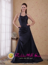 Black Halter Ruched Bodice Princess Floor-length Taffeta Beading Decorate Dama Dress for 2013 Juticalpa Honduras Wholesale Style PDHXQ061FOR 