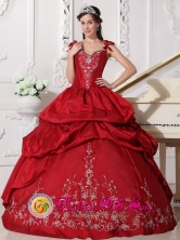 Straps Embroidery and Pick-ups For Elegant 2013 Nueva Ocotepeque Honduras Quinceanera Dress With Satin and Taffeta  Style QDZY403FOR 
