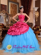 Stylish Red and Blue 2013 Nacaome Honduras Quinceanera Dress With Appliques and Beadings Ball Gown in Summer Style QDZY634FOR