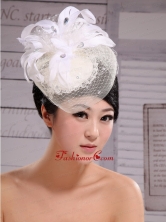 Fashion White Feather And Net Pearl Tire Fascinators XTH048