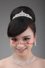 Fashionable and Artistic Alloy and Pearl Necklace and Tiara ACCJSET034FOR