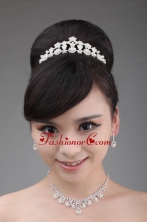 Lovely and Elegant Pearl Necklace and Crown ACCJSET040FOR