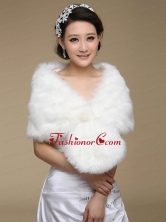 2015 Brand Pearl Front Closure Faux Fur White Wraps ACCWRP046FOR