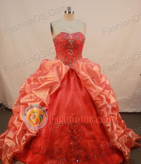 Affordable Ball gown Sweetheart Floor-length Vintage Quinceanera Dresses Appliques with Beading Y042440