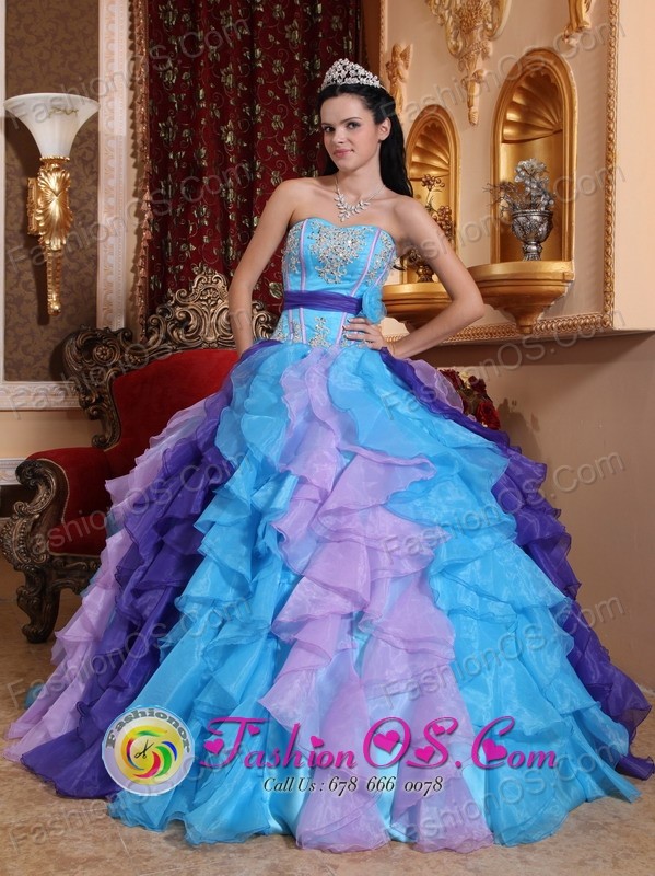 Potrero Grande Panama, Prom Beading and Appliques Decorate Multi color Stylish Quinceanera Dress With Sweetheart Neckline Style QDZY513FOR 