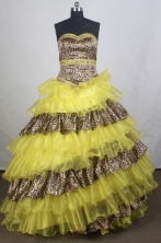 Unique Ball gown Sweetheart-neck Chapel Train Vintage Quinceanera Dresses Style FA-W-r18
