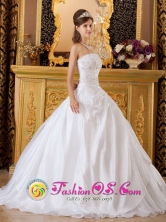 Manzanillo Cuba White Appliques Sash Romantic Sweet sixteen Dress With Strapless Tafftea and Tulle For Winter Style QDZY184FOR
