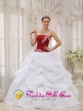 Sagua La Grande Cuba Summer White and Wine Red Appliques 2013 Stylish Sweet sixteen Dress With Strapless Pick-ups Style QDZY545FOR