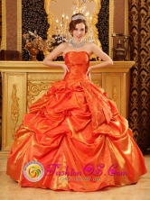 2013 Unique Orange Red For Popular Quinceanera Dress With Hand Made Flowers and Pick-ups in Cojutepeque  El Salvador Style QDZY132FOR