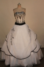 Elegant Ball Gown Sweetheart Neck Floor-Length White Appliques Quinceanera Dresses Style FA-S-333
