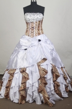Exclusive Ball gown Strapless Chapel Train Quinceanera Dresses Style FA-W-r14
