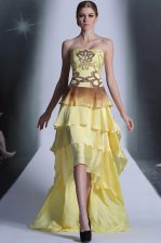 Nice Strapless Sleeveless Zipper Prom Dress Light Yellow Chiffon