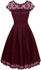  Scalloped Burgundy Short Sleeves Organza Zipper Evening Dress for Prom and Party