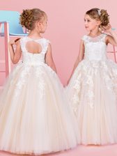  Scoop Sleeveless Tulle Flower Girl Dresses for Less Beading and Appliques Lace Up